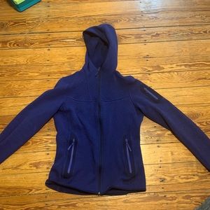 Arcteryx Covert fleece hoody - size M violet